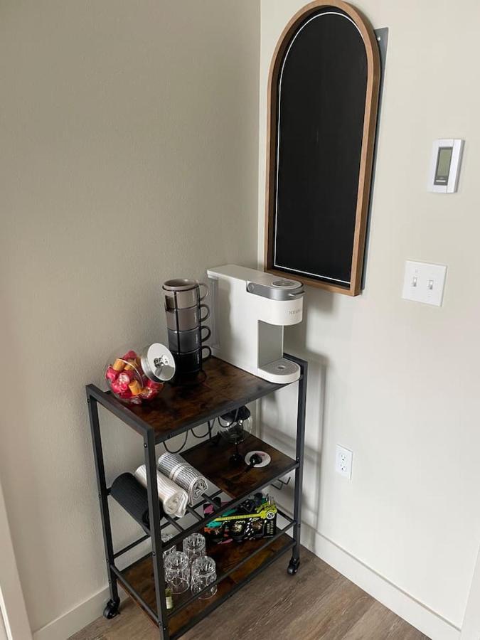 Apartament Sleeping Uptown Seattle Zewnętrze zdjęcie