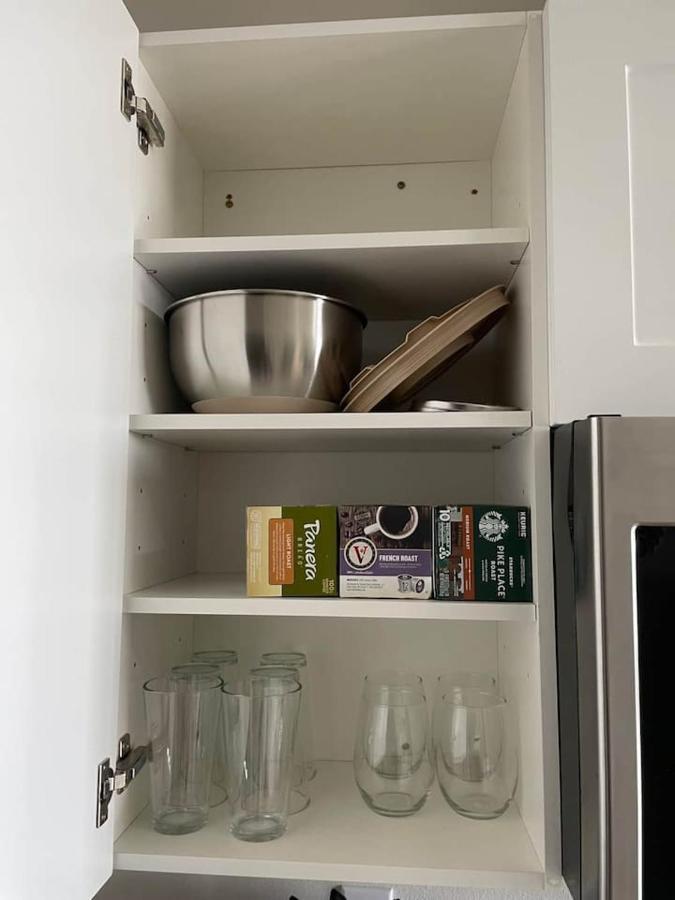 Apartament Sleeping Uptown Seattle Zewnętrze zdjęcie